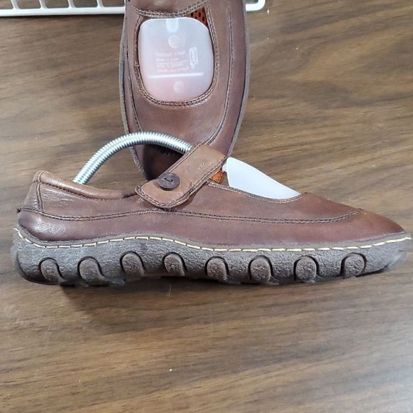 BORN Brown Mary Jane Leather Flat Shoe‎ size US 10/ EUR 42 Thick Gummy Sole - Picture 11 of 11